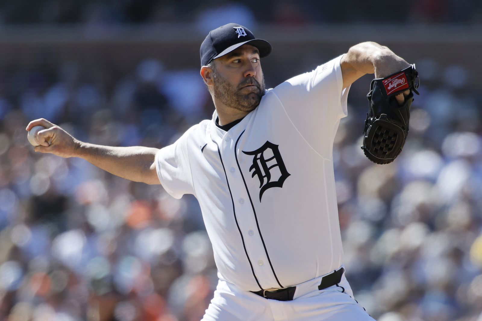 Verlander’s Daughter Rushed the Mound After His Final MLB Pitch — and the Hall of Famer Lost It